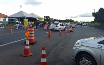 CAA/MT realiza blitz educativa neste sábado de Carnaval